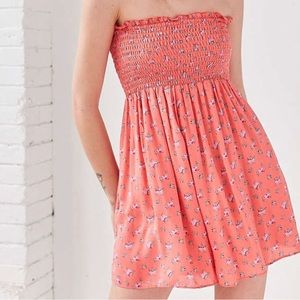 Kimchi Blue Floral Meadow strapless romper